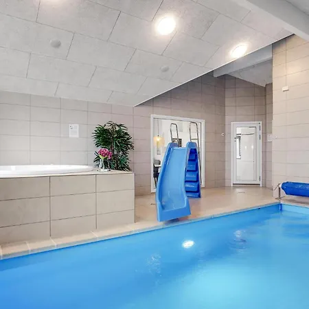 Holiday home 7 Bedroom Beautiful In Sydals *