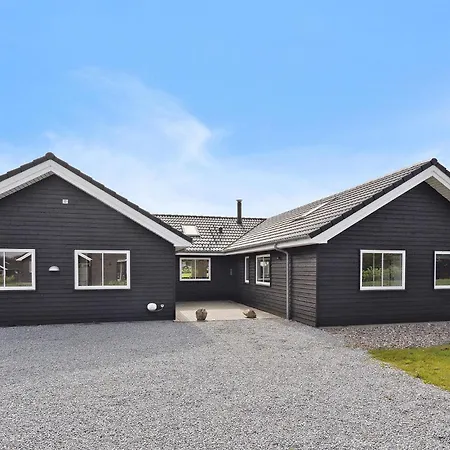 Holiday home 7 Bedroom Beautiful In Sydals