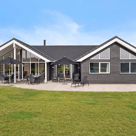 7 Bedroom Beautiful In Sydals Holiday home